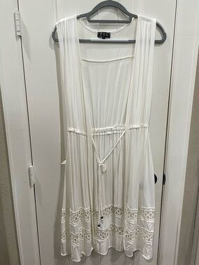 POL White Knit Crochet Hem Coverup Sz S
